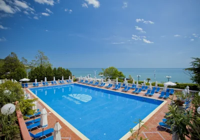 Elenite Villas