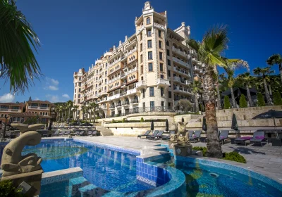 Royal Castle Design & Spa