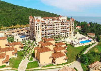 Royal Castle Design & Spa