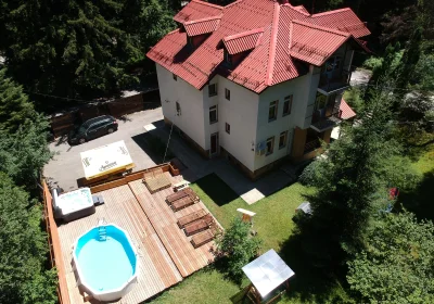 The Forest Villa
