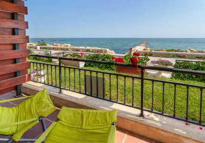 Apartment Poemia