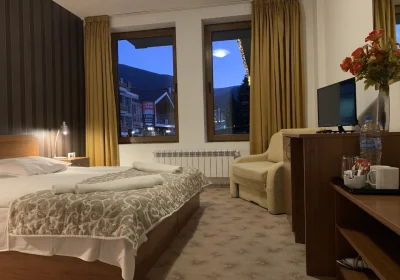 Granat Gondola Apartments