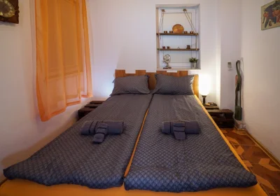 Central Halls Hot Spot apartment 