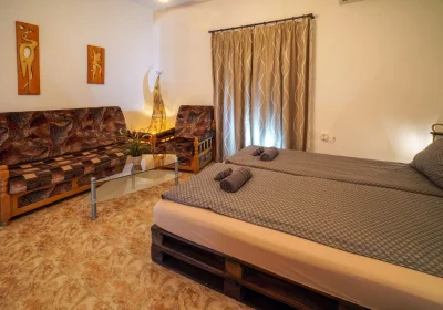 Central Halls Hot Spot apartment 