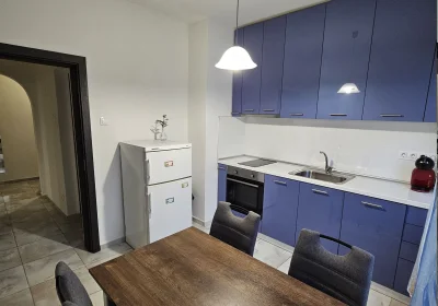 Lion’s bridge 1bdrm apartment 