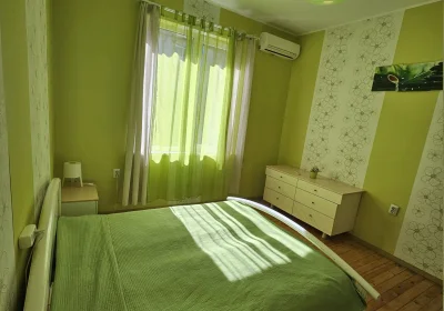 Serdika station, bright and cozy apartment