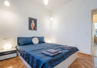 Modern and Calm 2BDRM Apt. in City Centre