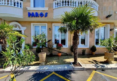 Hotel Paros