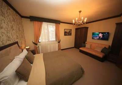 Forest Lodge Chalet