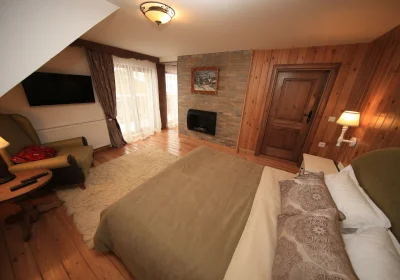 Forest Lodge Chalet