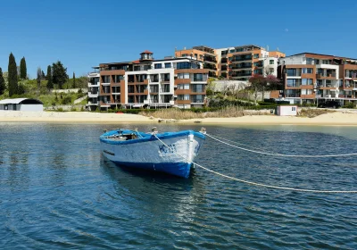 Akrotiria Beach apart complex