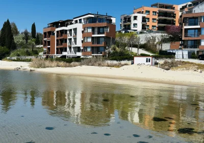 Akrotiria Beach apart complex