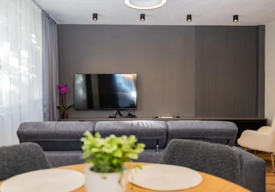 Deja Vu Apartment