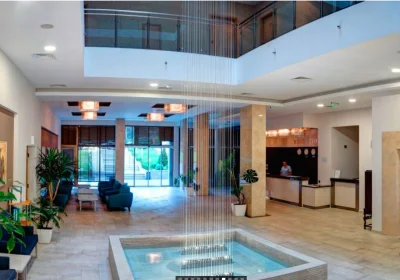 Hotel Slavey