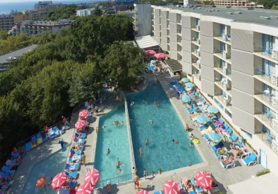 Hotel Slavey