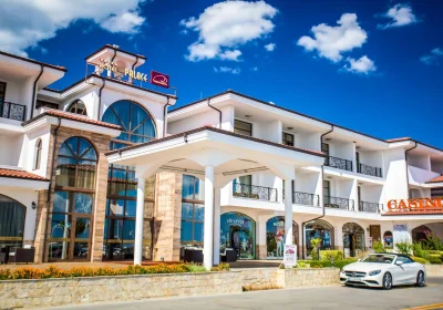 Palace Hotel Marina Dinevi