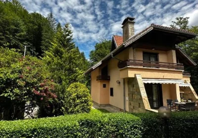 Villa 11