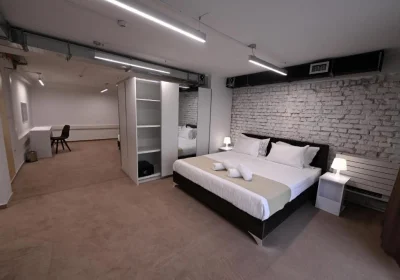 Alexandar Square Suites 