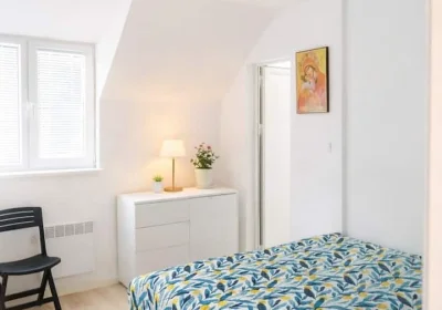 Apartment Debar View