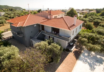 Oinoelia Luxury Suites & Residence