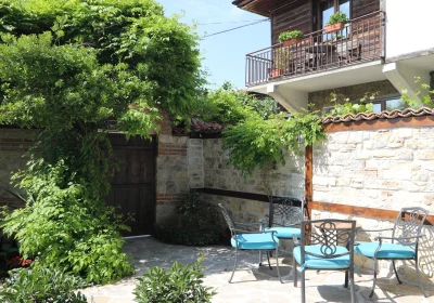 Hotel Kirios