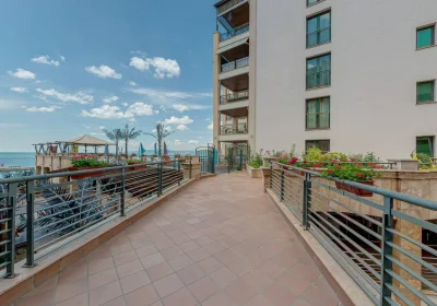 Aparthotel Marina City