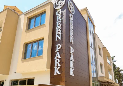 Green Park Hotel