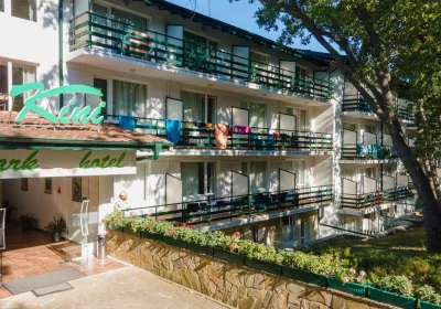 Kini Park Hotel