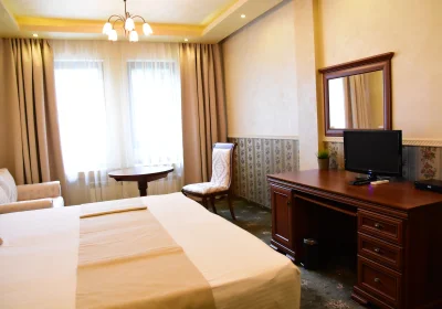 Complex Praveshki inns