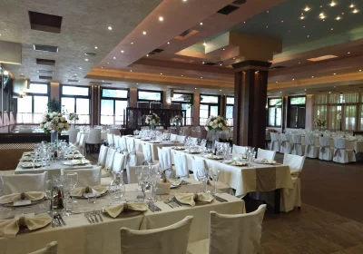 Complex Praveshki inns