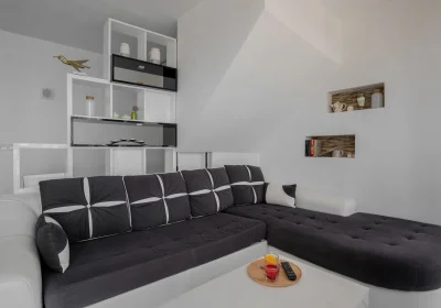 NEA Penthouse Deluxe