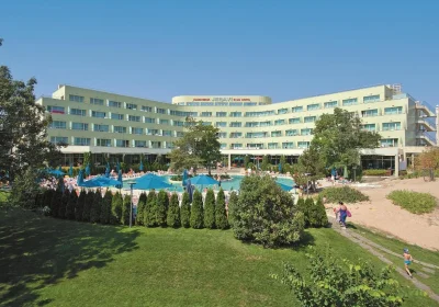 Jeravi Club Hotel