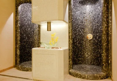 Earth and People Hotel & SPA