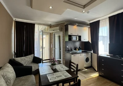 Bratanov Bahami Residence 