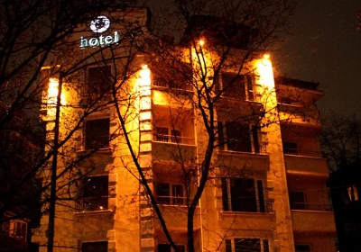 Meg Lozenets Hotel