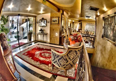 Meg Lozenets Hotel