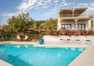 Villa Aura