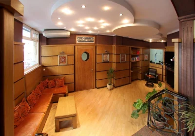 Family Hotel Avion