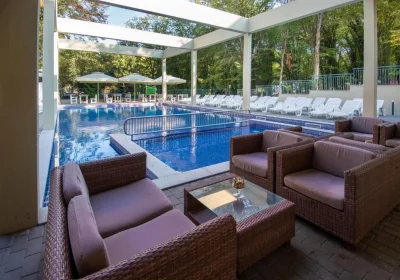 Ariana Hotel