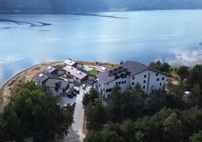 Lavallée Hotel and Guesthouses