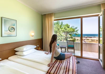 Jeravi Beach Hotel