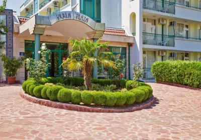 Perla Plaza