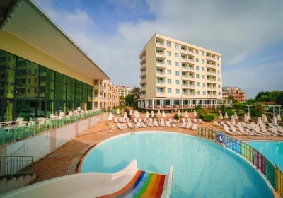 Perla Beach
