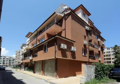 Apartments and studios DANI