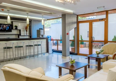 Vemara Club Hotel