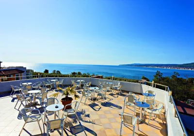 Vemara Club Hotel