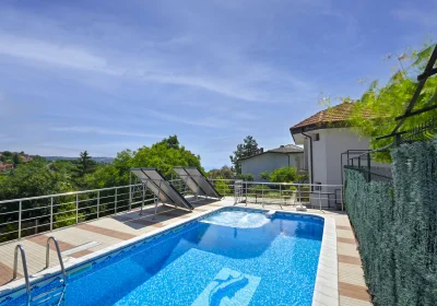 Villa Mak